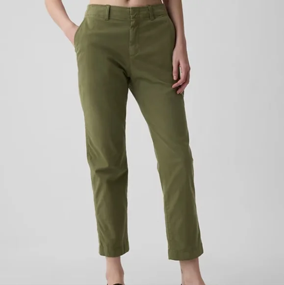 GAP Olive Ankle Cropped Pants - Picture 2 of 7